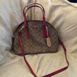 Brand new med. tan brown red trim 9x12 large capacity.